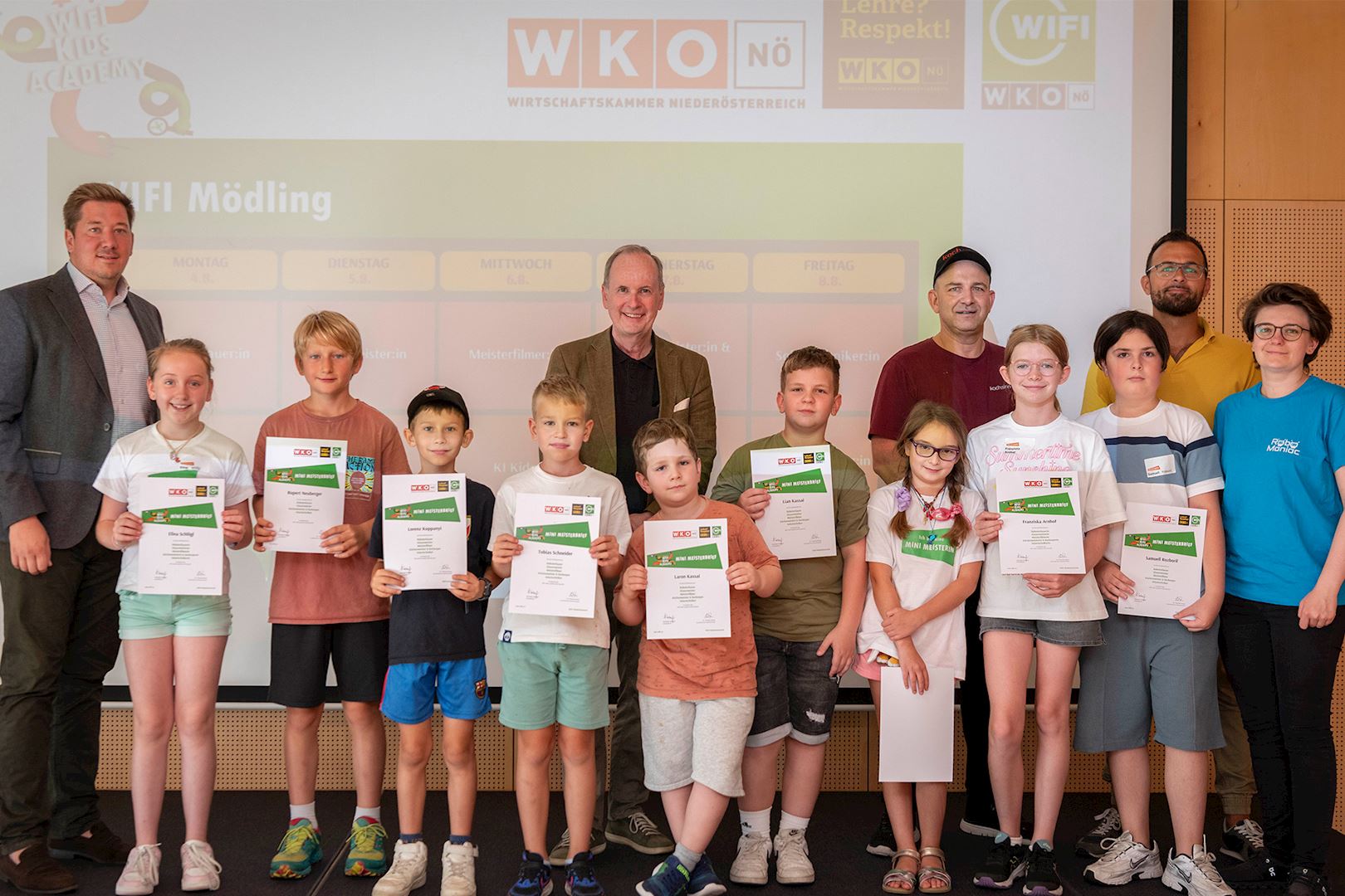 Grafik für -WIFI Kids Academy: miniMeister:innen eroberten das WIFI Mödling